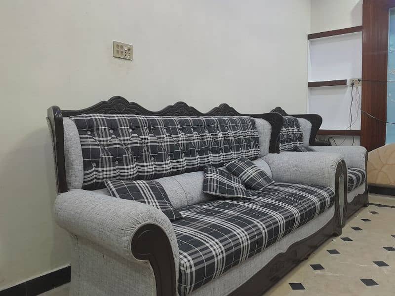 great sofa set 3-1-3-1 four sofas great condition slightly use likenew 3