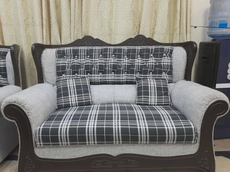 great sofa set 3-1-3-1 four sofas great condition slightly use likenew 6