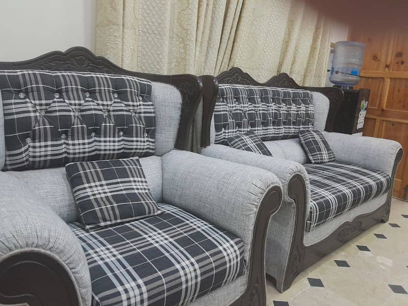 great sofa set 3-1-3-1 four sofas great condition slightly use likenew 8