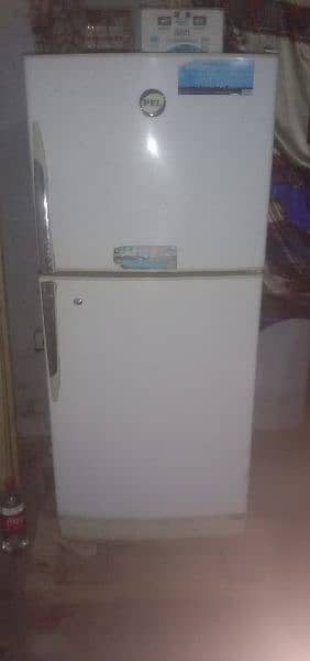 Refrigerator good condition 0