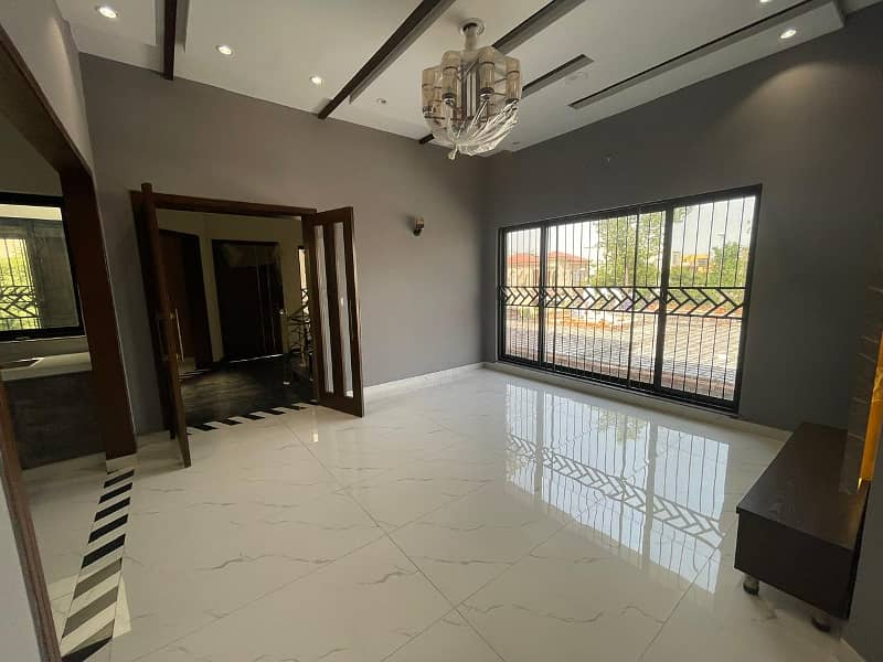 10 Marla House Available For Rent In Gulbahar Block Sector C Bahria Town Lahore 16