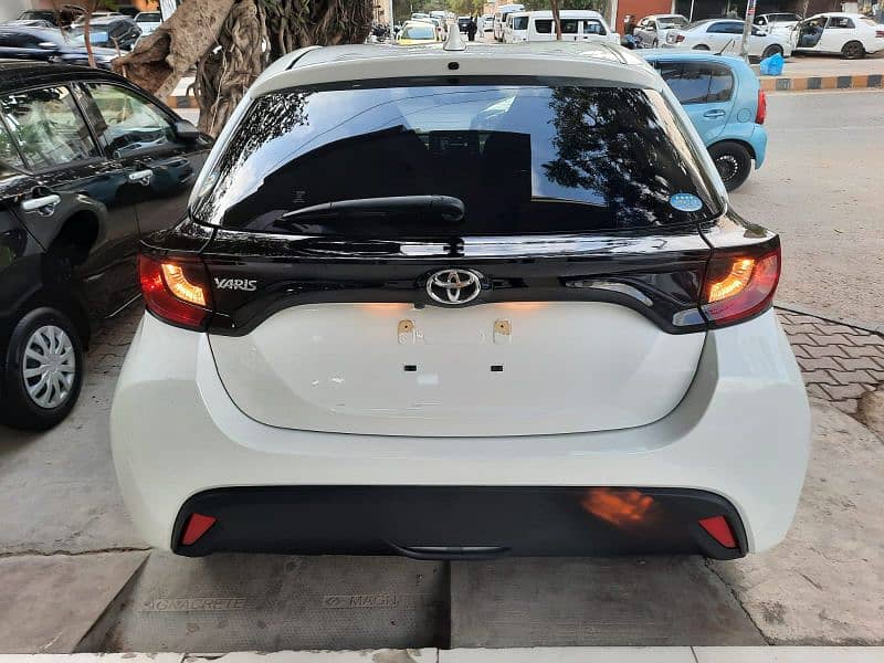 Toyota Yaris 2021 5