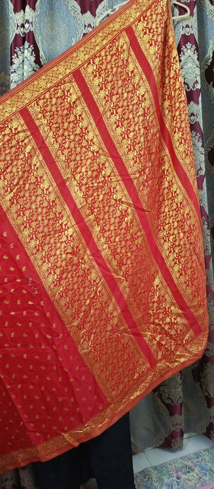 Slightly Used Fancy Ladies Dresses And Sarees 4