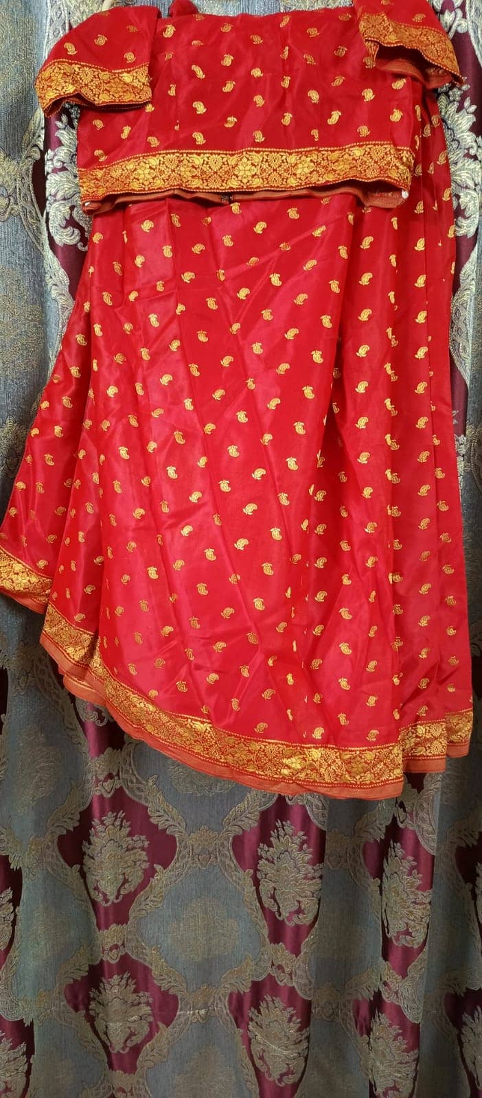 Slightly Used Fancy Ladies Dresses And Sarees 6
