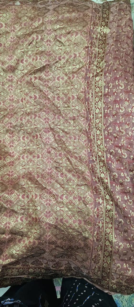 Slightly Used Fancy Ladies Dresses And Sarees 10