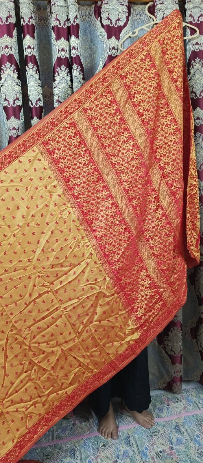 Slightly Used Fancy Ladies Dresses And Sarees 14