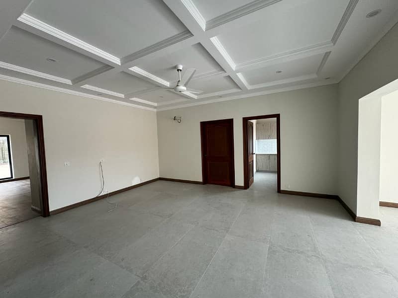 A Beautiful 1 Kanal House Is Available For Rent In PHASE 3 DHA, Lahore. 18