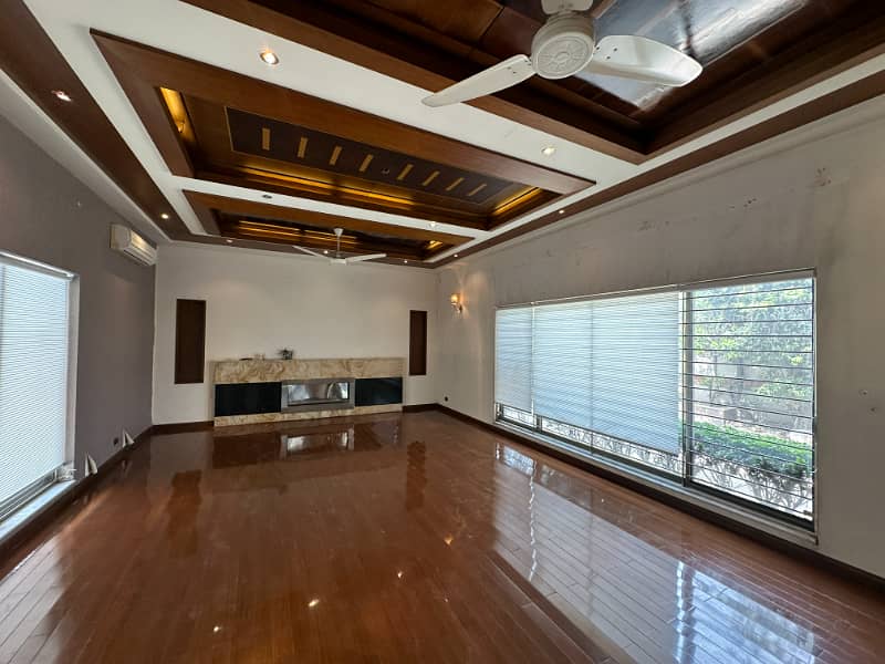 A Beautiful 1 Kanal House Is Available For Rent In PHASE 3 DHA, Lahore. 0