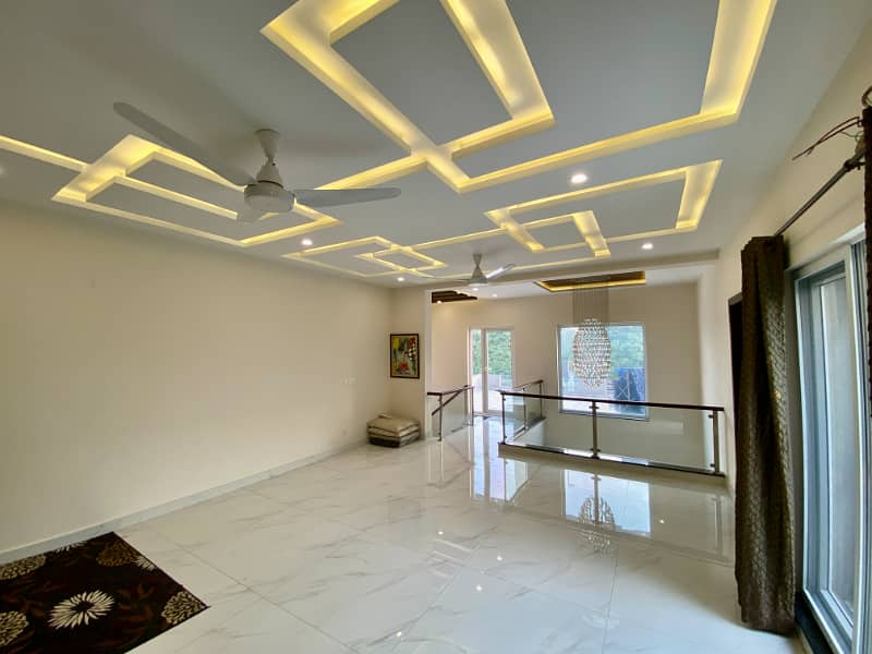 A Beautiful 1 Kanal Fully Furnished Luxury House Is Available For Rent In PHASE 6 DHA, Lahore. 15