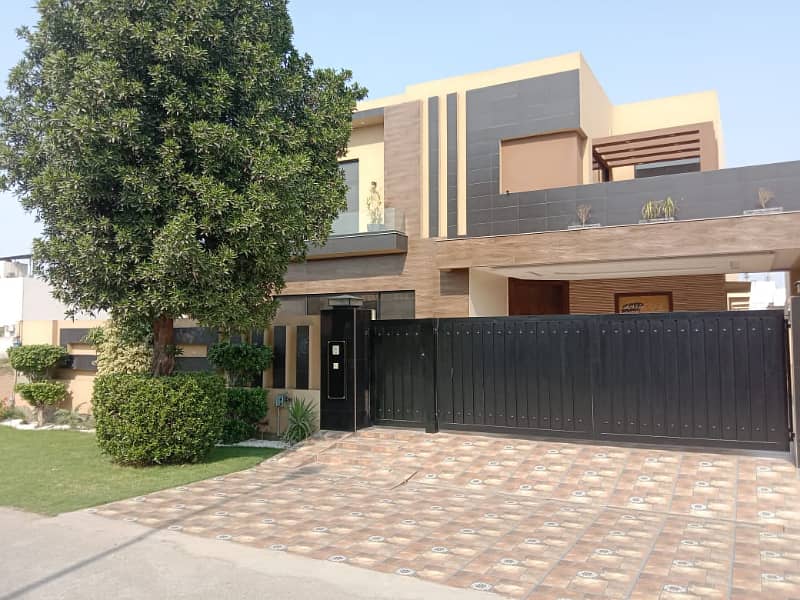 A Beautiful 1 Kanal House Is Available For Rent In PHASE 5 DHA, Lahore 16