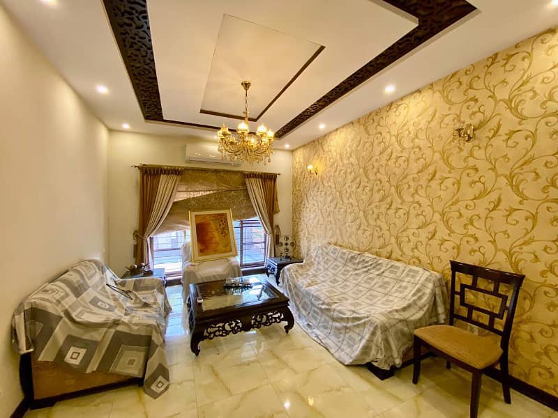A Beautiful 10 Marla House Is Available For Rent In PHASE 5 DHA, Lahore. 24