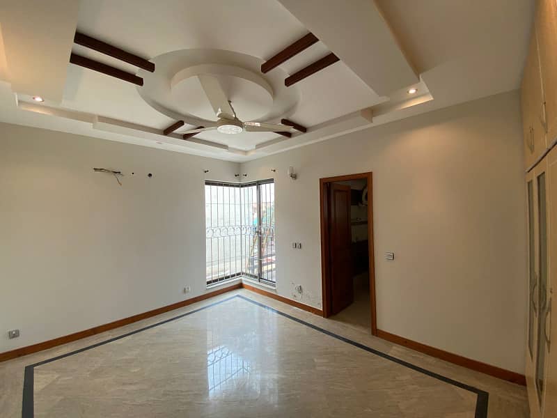 A Beautiful 10 Marla House Is Available For Rent In Phase 5 Dha Lahore 13