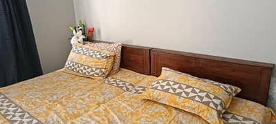Classic Sheesham Single Beds