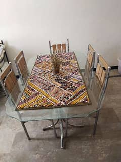 5 chairs Dining table for sale in good condition