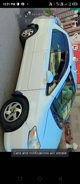 Good condition Honda city idsi 2005 model white colour. 8