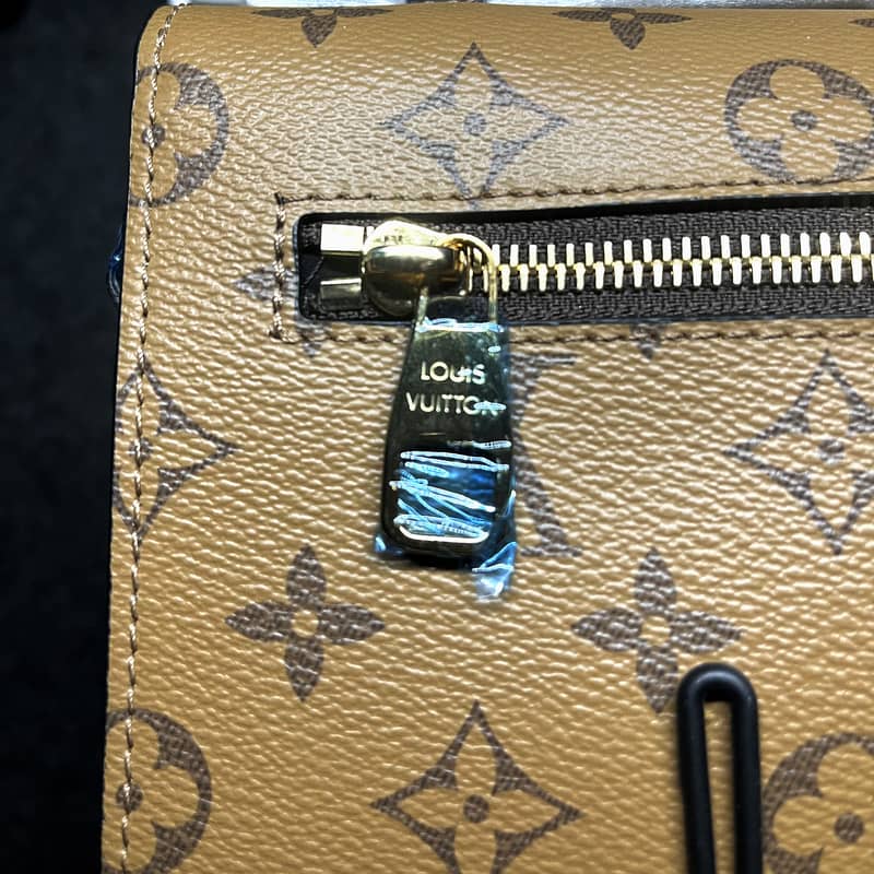 Louis Vuitton POCHETTE METIS 2