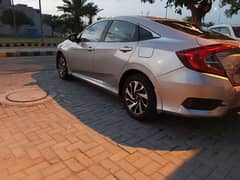 Honda civic silver 2017