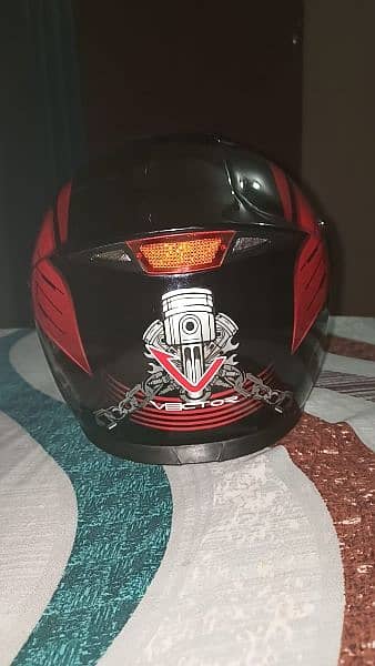 vector Helmet 5