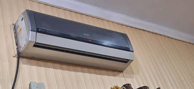 Gree 1.5 Tonn Inverter AC ( Heat & Cool )