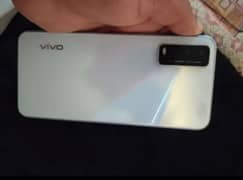 vivo y20 4+64gb 10/10 condition only mobile set