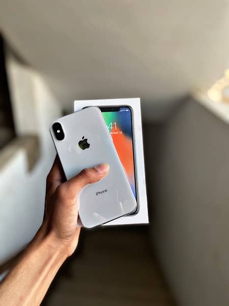 iPhone X 64gb Pta Approved with Box & Accessories 0