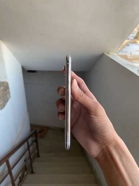 iPhone X 64gb Pta Approved with Box & Accessories 2