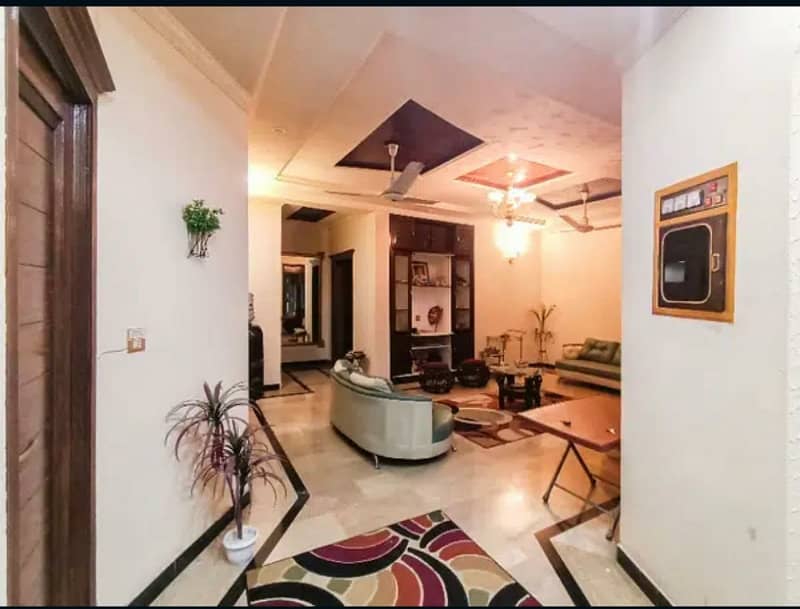 10 Marla Double Unit House For Rent In Punjab Coop Housing Society Lhr 7