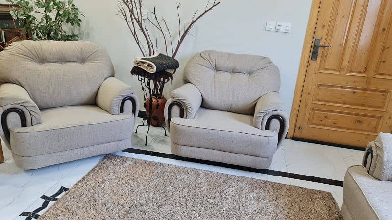 7 Seater Sofa For Sale 0