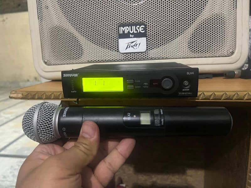 Shure SLX4 Wireless Microphones SM58 1