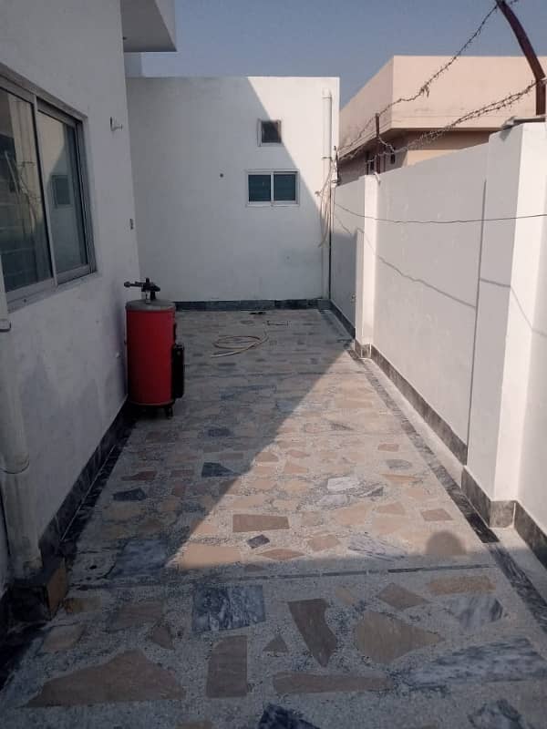 1 Kanal Independent Single Story House For Rent In IEP Engeener Town Lahore 5
