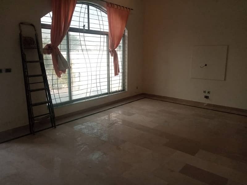 1 Kanal Independent Single Story House For Rent In IEP Engeener Town Lahore 7