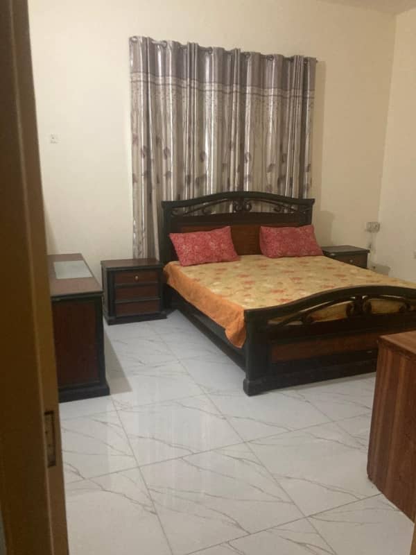 10 Marla Lower Portion For Rent In PIA Housing Society Lahore 3