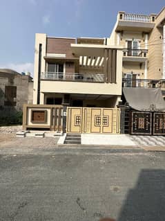 5 Marla Ultra Modern House for sale in Al Rehman Garden Phase 2 0