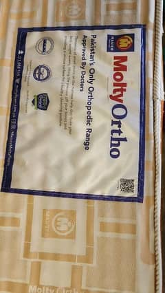 Molty ortho foam mattress King size, 3 month used like new