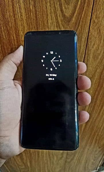 Samsung galaxy S9+ 6/64 Dual sim officially PTA Approved 5
