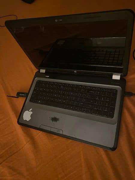 HP pavilion G7 AMD 1