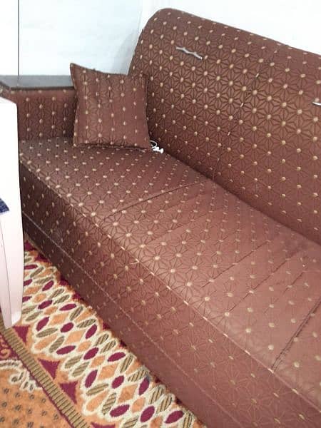 5 seetar sofa set bilkul new condition urgent sale 1