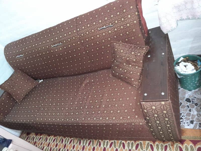 5 seetar sofa set bilkul new condition urgent sale 2