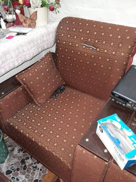 5 seetar sofa set bilkul new condition urgent sale 7