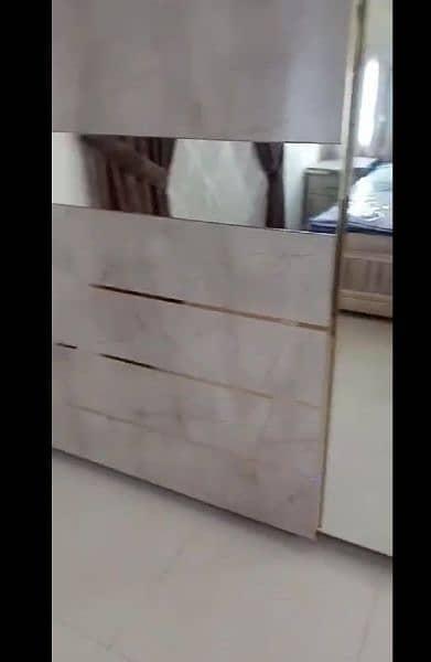 Luxurious Bedroom Set for Sale! 3