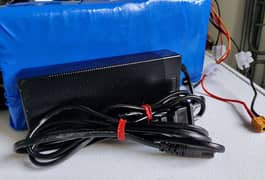 48 Volt 18amp BATTERY FOR SALE VERY LESS USED 30KM RANGE+54VOLTCHARGER
