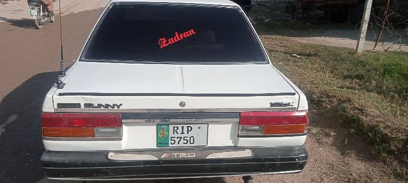 Nissan sunny automatic, 88 model for sale 0