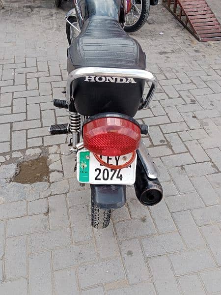 Honda 125 lush condition for sale 2