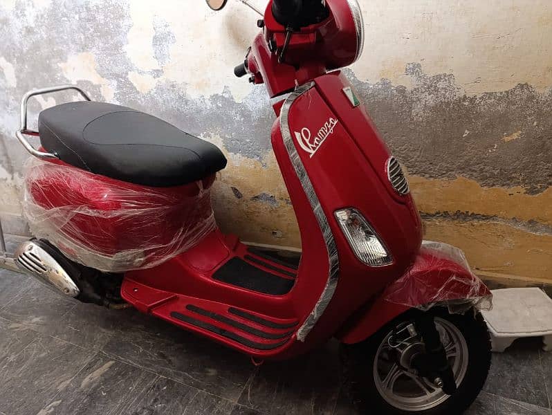 New Asia Scooter ladies. . . . . 1