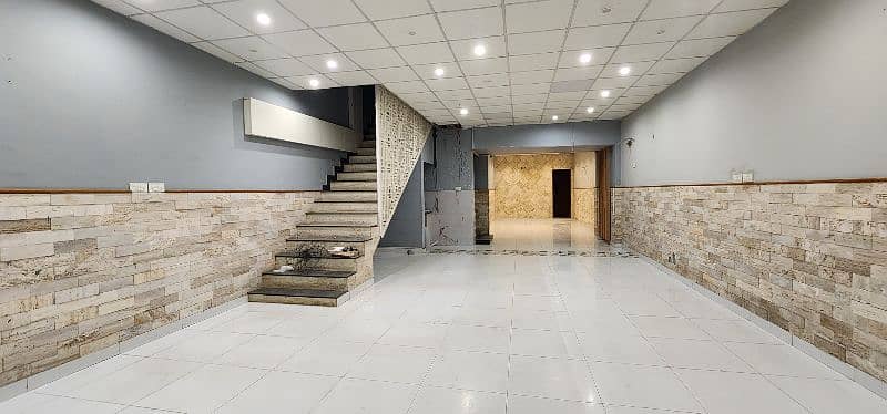 Beautiful Office Hall For Rent 2