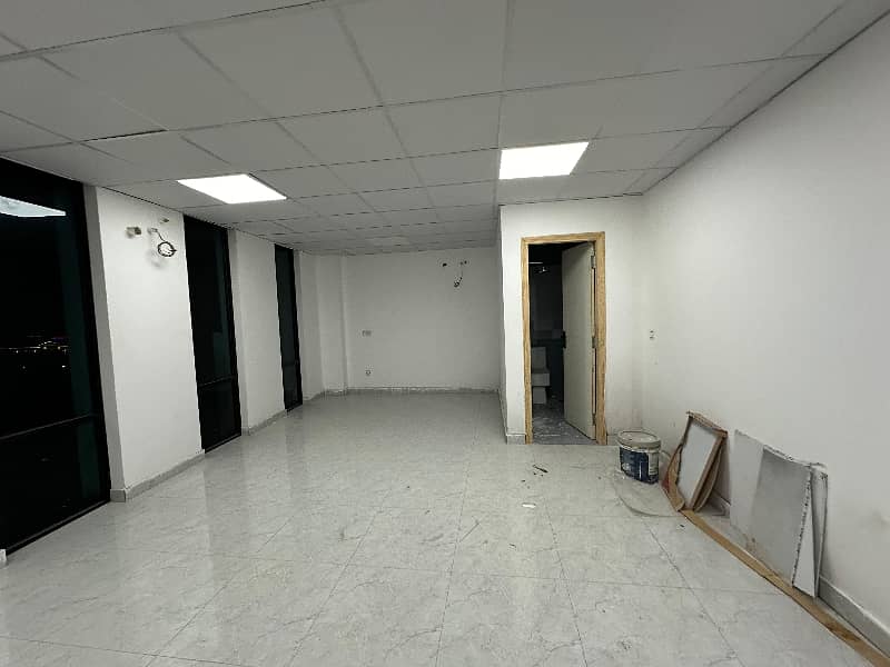 1 Kanal Brand New Beautiful Hall Available For Rent 8
