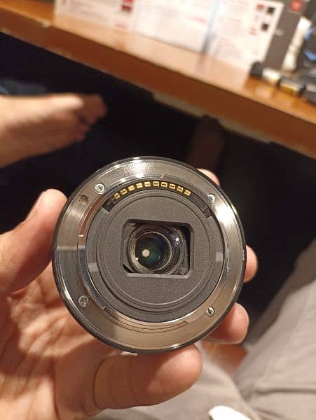 Sony 16-50 lens
10/10 condition
No open
No repair
No any fault 2