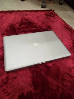 APLLE MACBOOK PRO CORE I7 2.3 15 INCH MID 2012