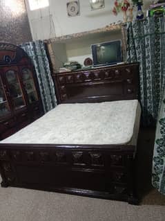 Bed Solid wood king size, side table and metres