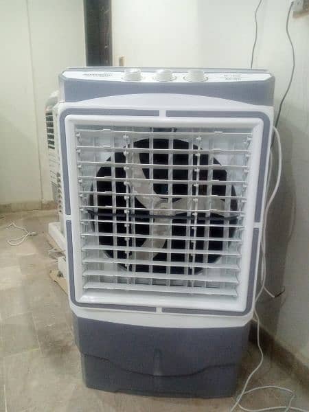 Mitsubishi Ac/Dc Room Air Cooler 0